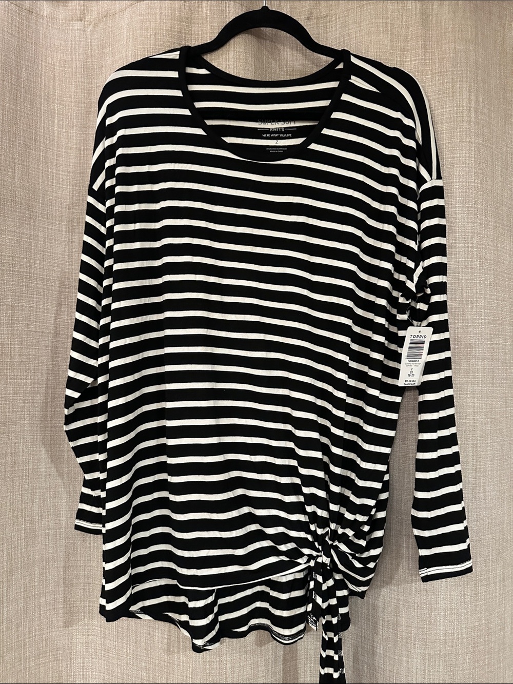 torrid Black & White Striped Long-Sleeve Tie-Hem Top